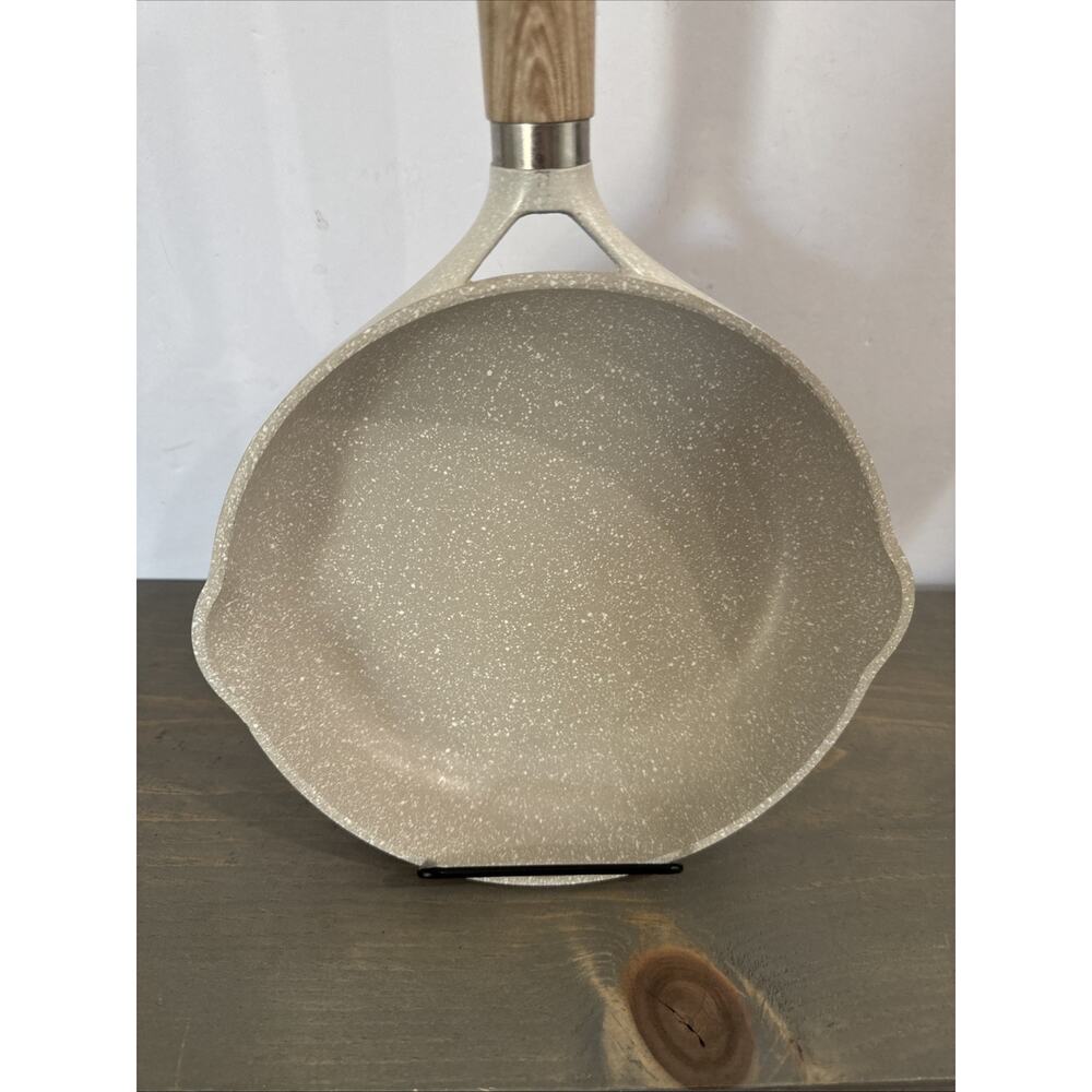 MasterClass 8-inch Frying Pan Wooden Handle Premium Cookware EUC - Picture 2 of 11